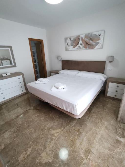 Full Apartment With Private Pool エステポナ エクステリア 写真