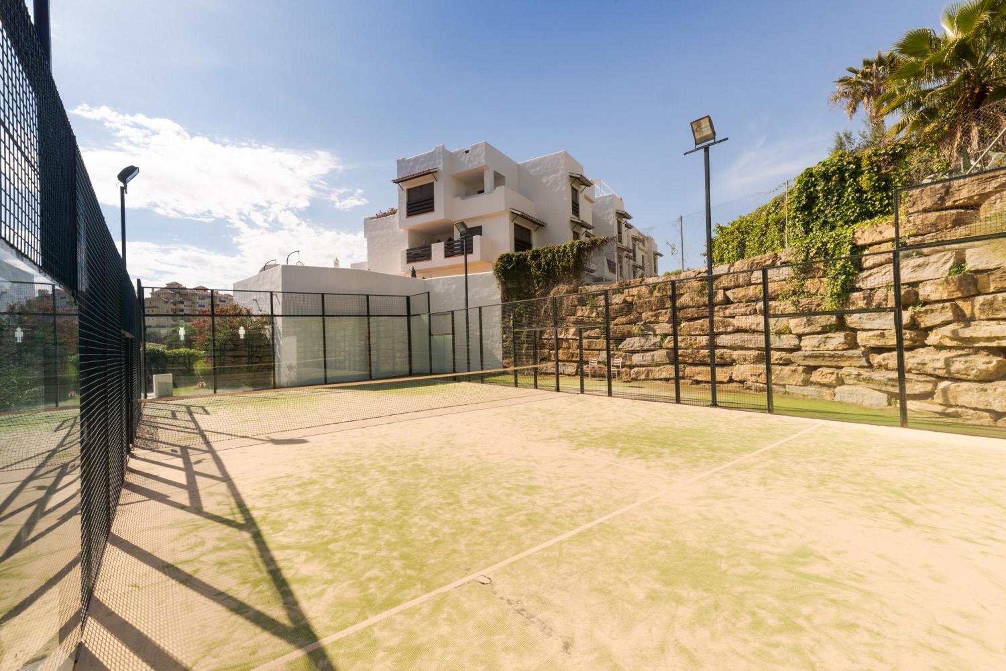 Full Apartment With Private Pool エステポナ エクステリア 写真